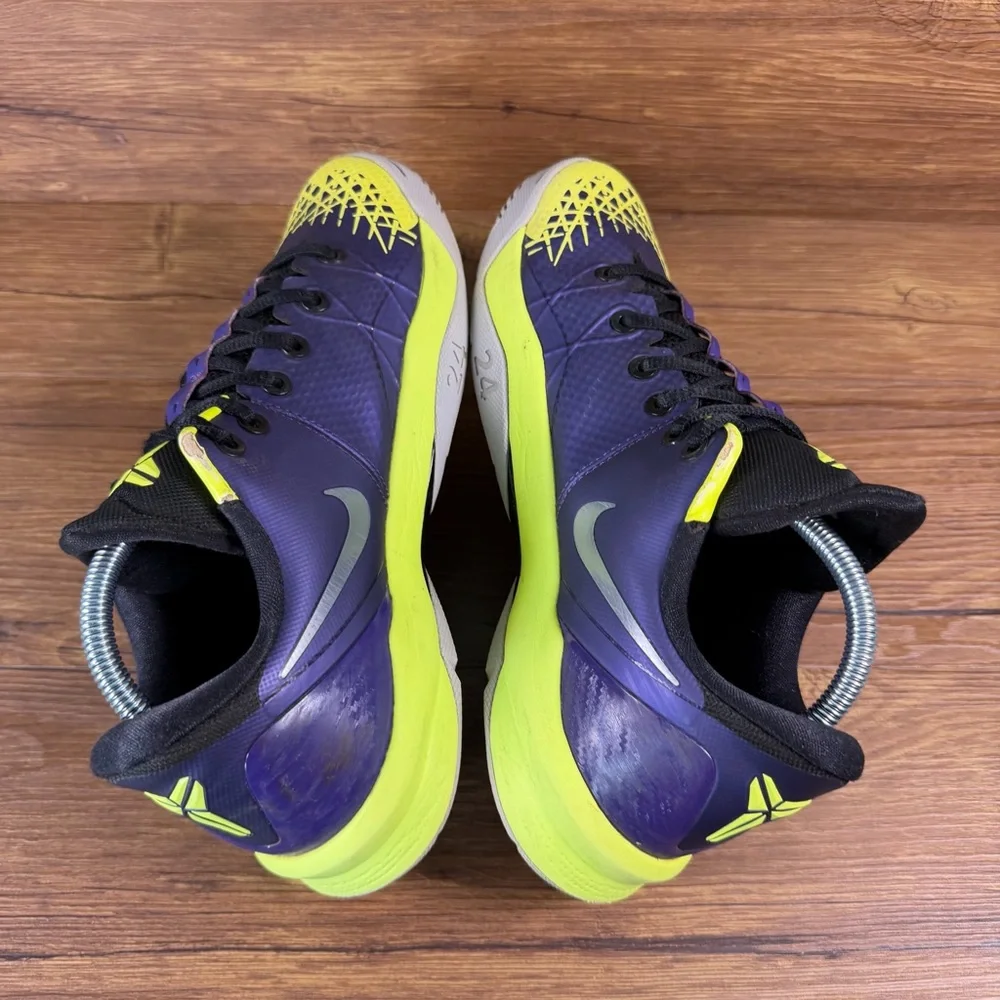 Nike Kobe Venomenon 4 Glow In The Dark Men’s Size 10 Basketball Shoes 635578-500